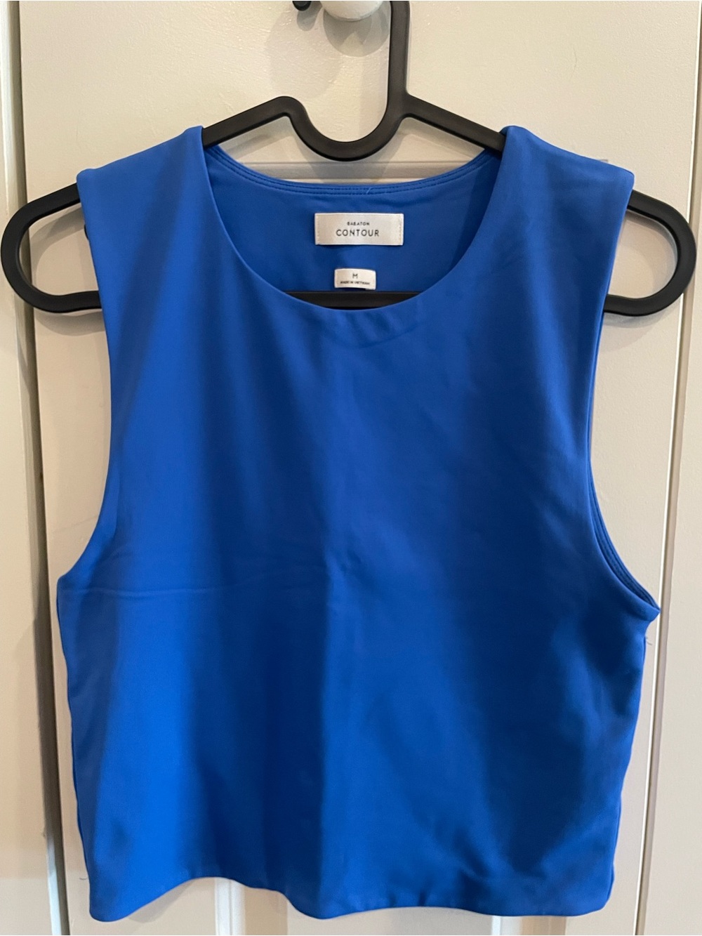 Aritzia Babaton contour cropped top